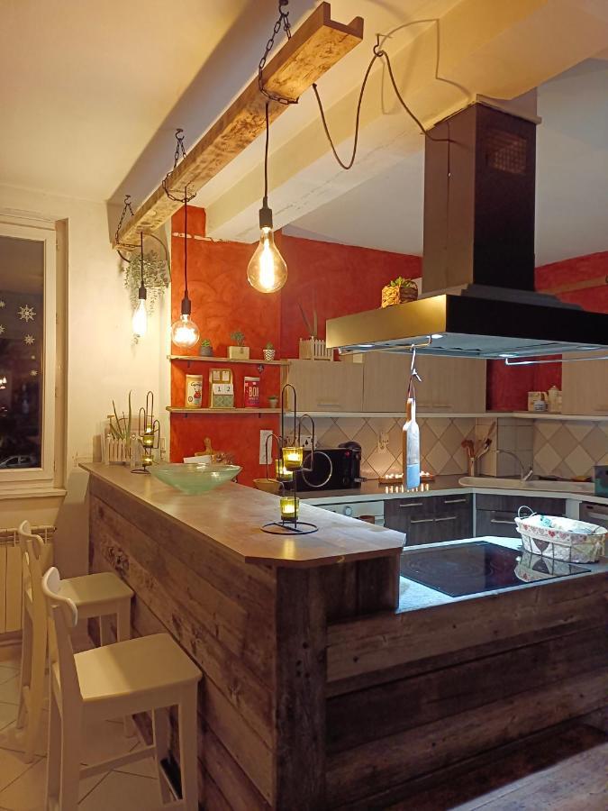 Gite Redrooster Home - 160M2, 4 Ch, 2 Sdb, Fibre, Parking, Sauna, Bain A Remous Theys Exteriör bild