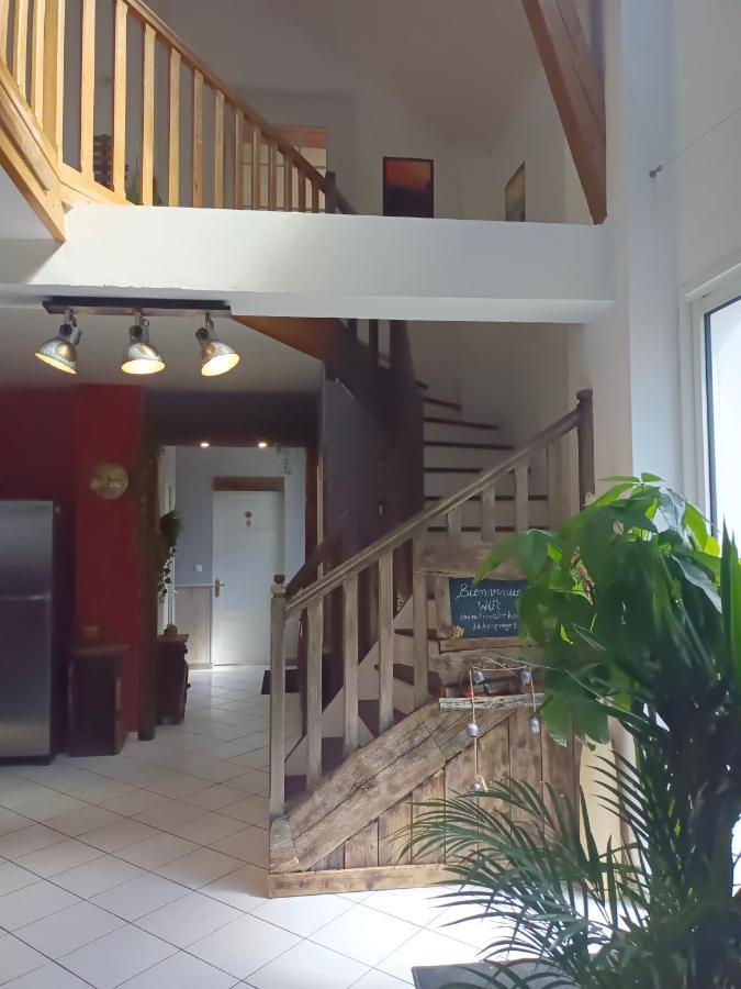 Gite Redrooster Home - 160M2, 4 Ch, 2 Sdb, Fibre, Parking, Sauna, Bain A Remous Theys Exteriör bild