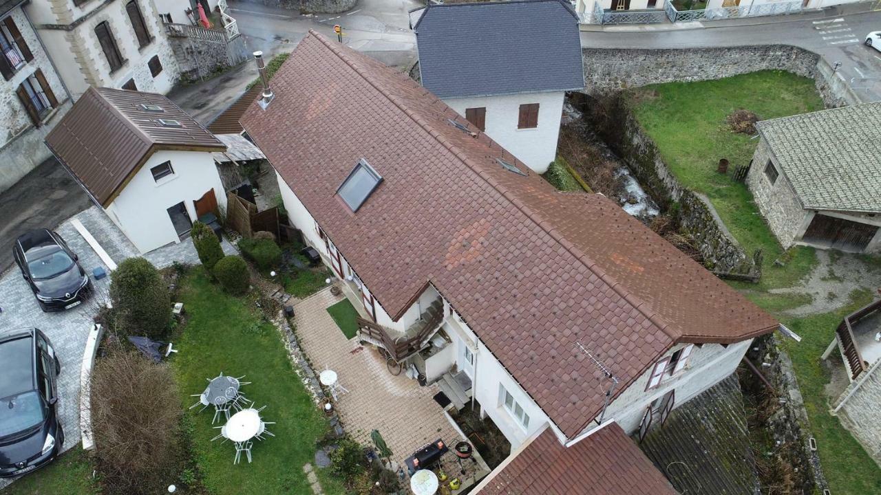 Gite Redrooster Home - 160M2, 4 Ch, 2 Sdb, Fibre, Parking, Sauna, Bain A Remous Theys Exteriör bild